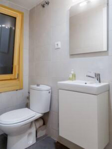 New Cozy loft studio in t heart of Bcn near Sant Antoni Market and MACBA - Gallery - 8