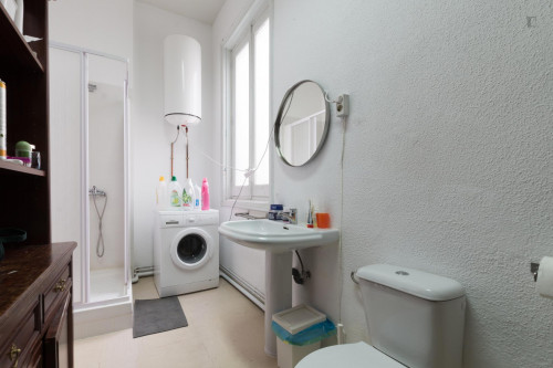 Pleasant double bedroom near United International Business Schools-UIBS - Gallery - 17