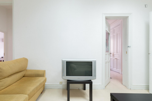 Pleasant double bedroom near United International Business Schools-UIBS - Gallery - 25