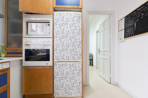 Pleasant double bedroom near United International Business Schools-UIBS - Gallery - 20