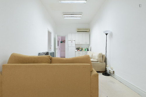Pleasant double bedroom near United International Business Schools-UIBS - Gallery - 23