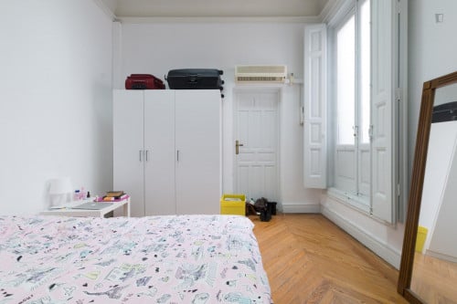Pleasant Double Bedroom Near United International Business Schools-UIBS - 1