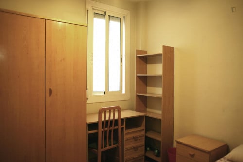 Appealign double bedroom close to Parc del clot - Gallery - 10
