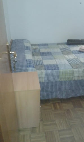 Appealign double bedroom close to Parc del clot - Gallery - 22