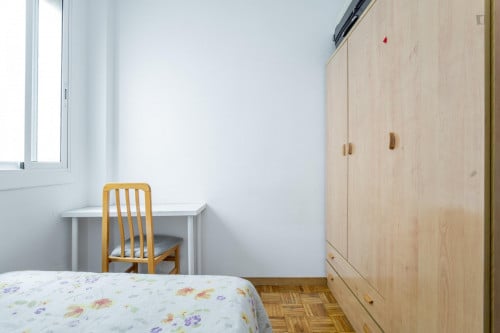 Appealign double bedroom close to Parc del clot - Gallery - 16
