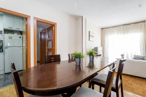 Appealign double bedroom close to Parc del clot - Gallery - 33