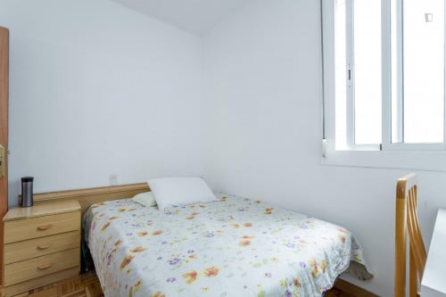 Appealign double bedroom close to Parc del clot - Gallery - 6