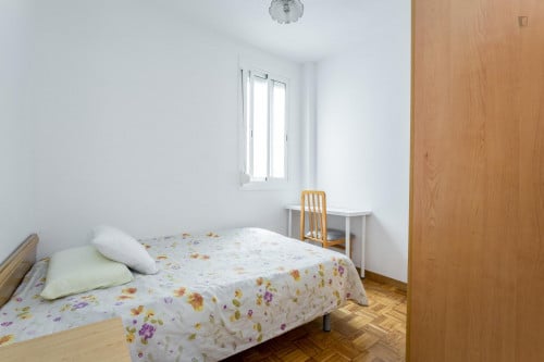Appealign double bedroom close to Parc del clot - Gallery - 19