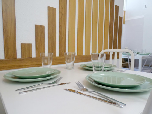 RH18-R5 Single bedroom in 9-bedroom apartment. - Gallery - 17