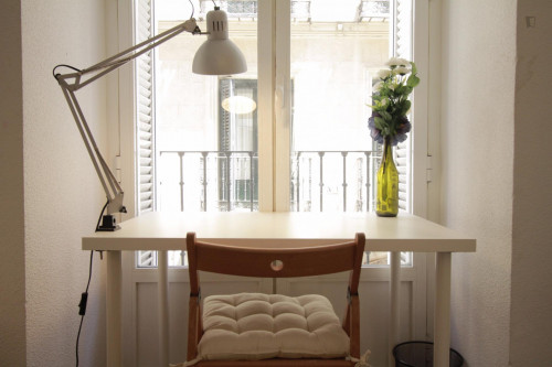 Inviting double bedroom in proximity to Museo Nacional Centro de Arte Reina Sofía - Gallery - 19