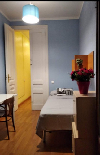 Single room in 4 bedroom apartment close to Girona and Verdaguer metro station - Gallery - 21
