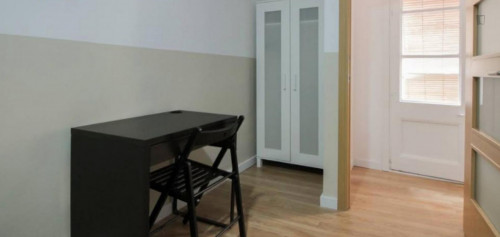 Single bedroom close to URL Factultat de Filosofia  - Gallery -  1