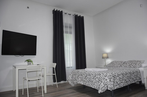 Studio near Quevedo metro station