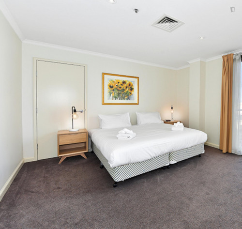  Comfortable 1-Bedroom Apartment Near Fitzroy Gardens  -  Comfortable 1-bedroom apartment near Fitzroy Gardens  - Gallery -  2