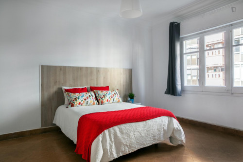 Delightful Double Bedroom Near The Clot Metro - 2