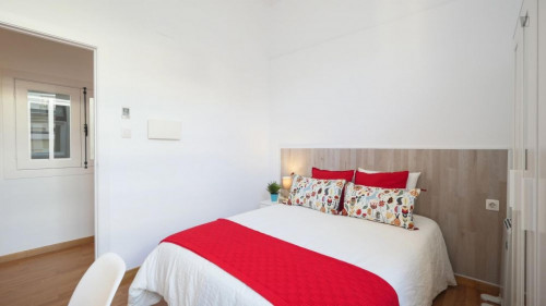 Lovely Double Ensuite Bedroom in a 6-bedroom apartment near Diagonal Metro  - Gallery -  1