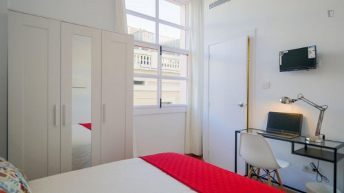 Lovely Double Ensuite Bedroom in a 6-bedroom apartment near Diagonal Metro  - Gallery -  2
