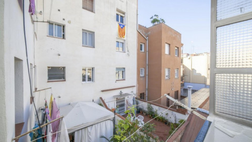 Welcoming single bedroom near the Santa Eulàlia metro - Gallery - 15