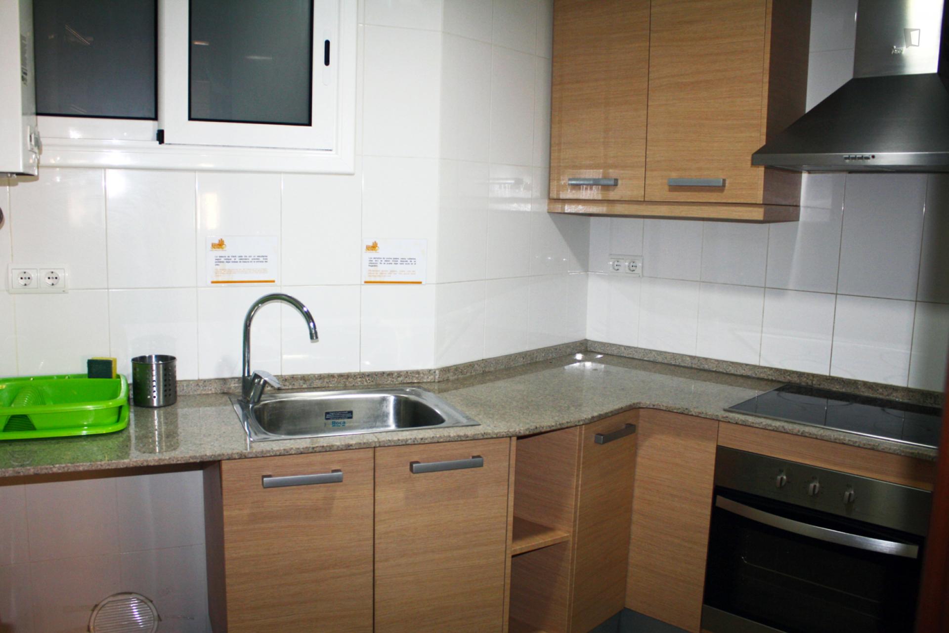 Pleasant double bedroom in the centre of Barcelona