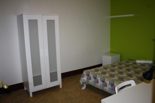 Pleasant Double Bedroom In The Centre Of Barcelona - 1