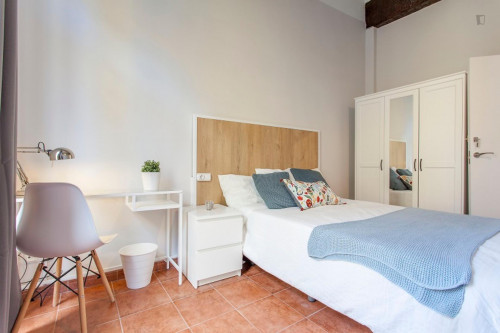Incredible double bedroom near Plaça de la Mare de Déu - Gallery - 22