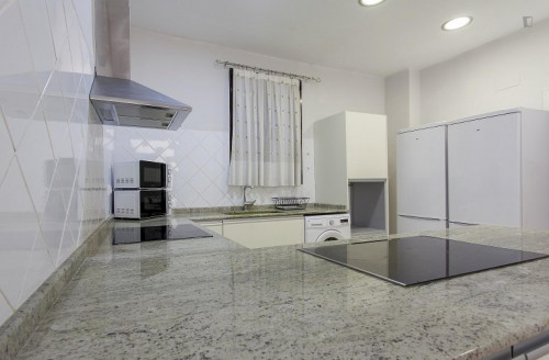 Incredible double bedroom near Plaça de la Mare de Déu - Gallery - 18