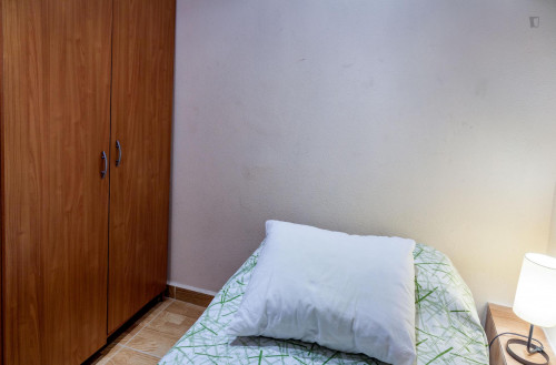 Cool 3-bedroom apartment in seaside Poblats Marítims