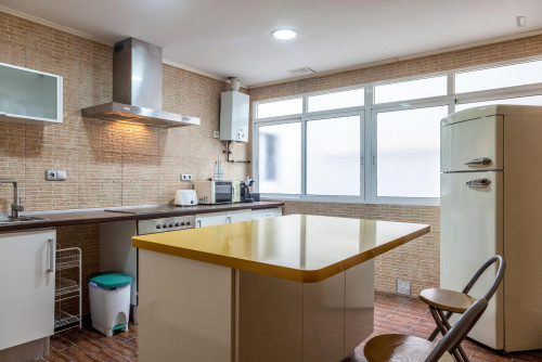 Cool 3-bedroom apartment in seaside Poblats Marítims - Gallery - 14