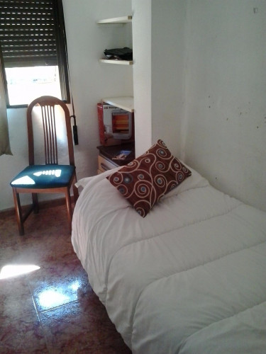 Quaint Apartment for short term stays when studying in Valencia.  - Gallery -  3