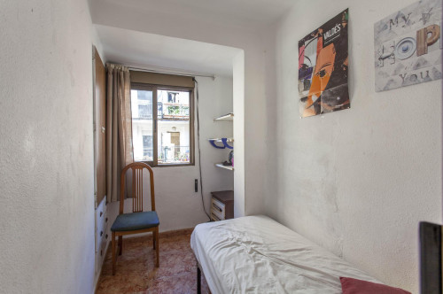 Quaint Apartment for short term stays when studying in Valencia.  - Gallery -  1