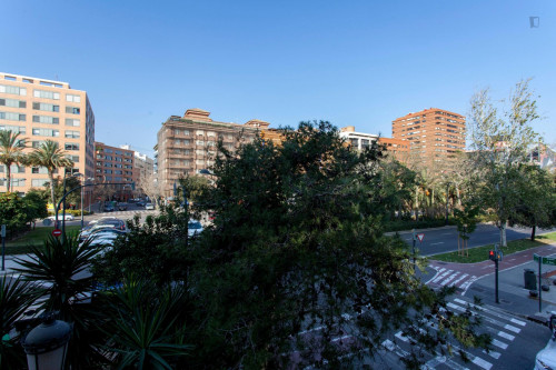 Wonderful double ensuite bedroom in a 5-bedroom apartment near Aragón metro station - Gallery - 10