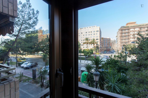 Wonderful double ensuite bedroom in a 5-bedroom apartment near Aragón metro station - Gallery - 13