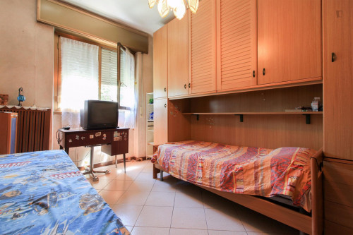 Cool single bedroom near Bonola metro station - Gallery - 7