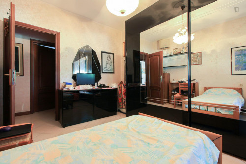 Cool single bedroom near Bonola metro station - Gallery - 37