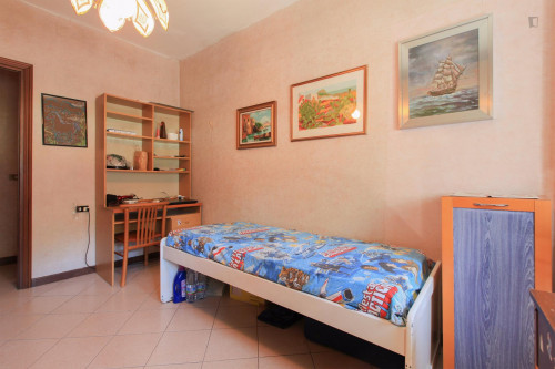 Cool single bedroom near Bonola metro station - Gallery - 15