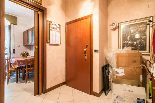 Cool single bedroom near Bonola metro station - Gallery - 36