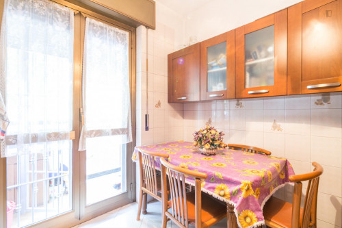 Cool single bedroom near Bonola metro station - Gallery - 27