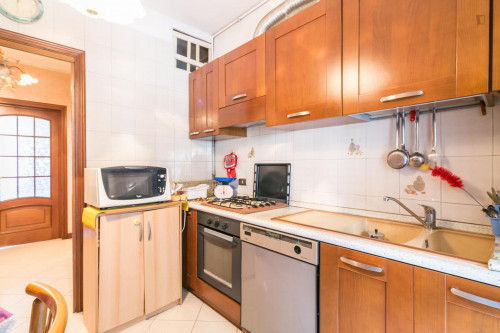 Cool single bedroom near Bonola metro station - Gallery - 26