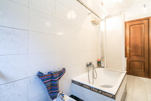 Cool single bedroom near Bonola metro station - Gallery - 28