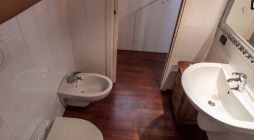 2-bedroom apartment located in Navigli area - Gallery - 8