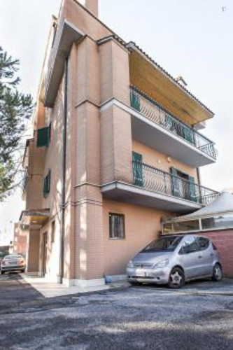 Fresh 1-bedroom apartment in the Ponte Galeria area - Gallery - 12