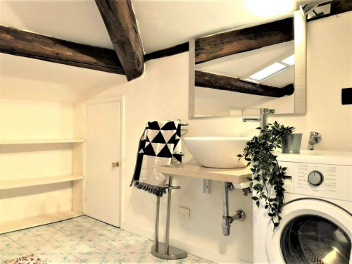 Nice single bedroom closet to Firenze Statuto train station