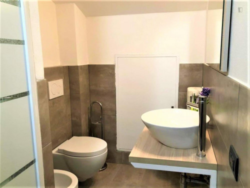 Nice single bedroom closet to Firenze Statuto train station