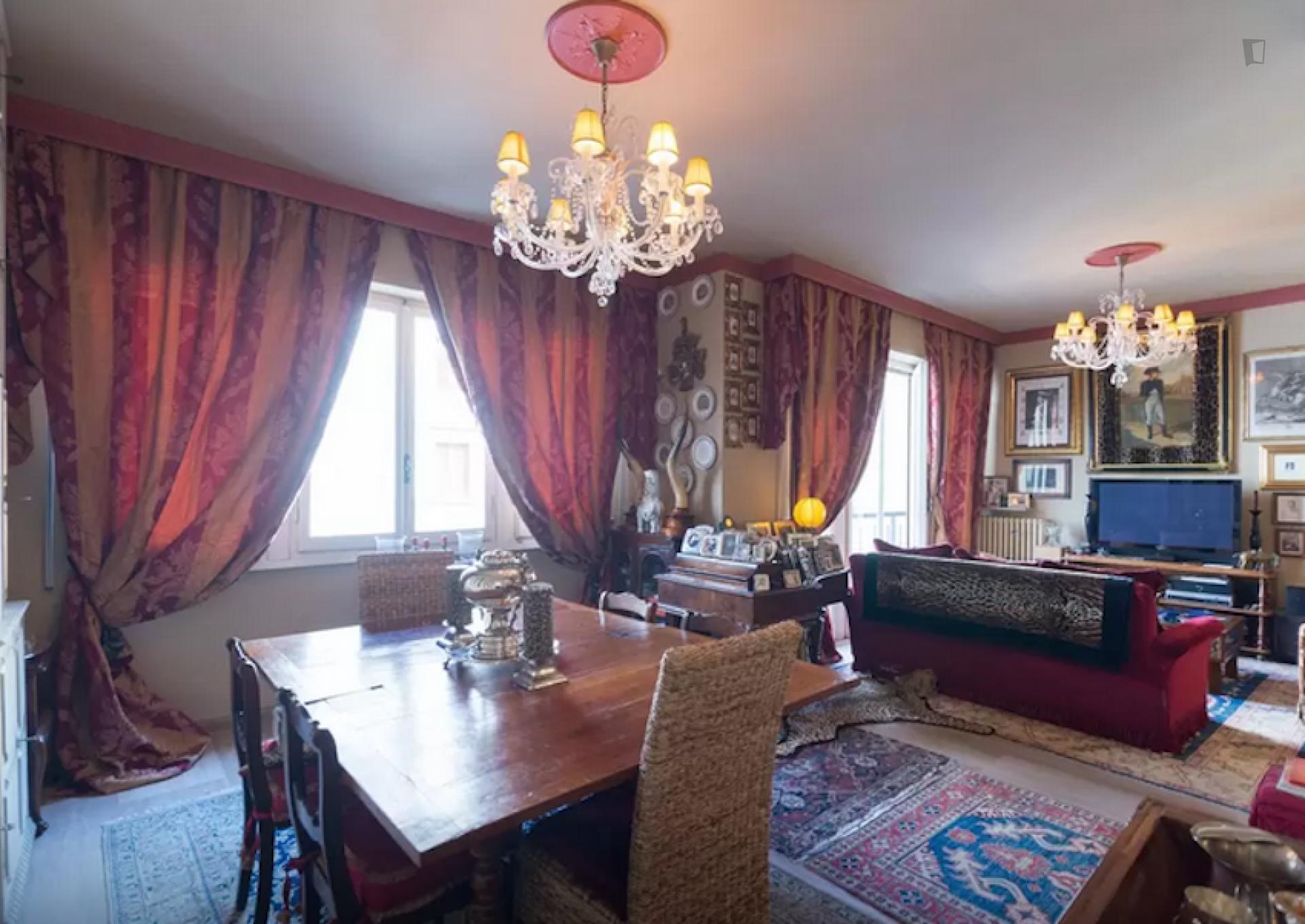 Fancy double bedroom close to Università degli Studi di Firenze