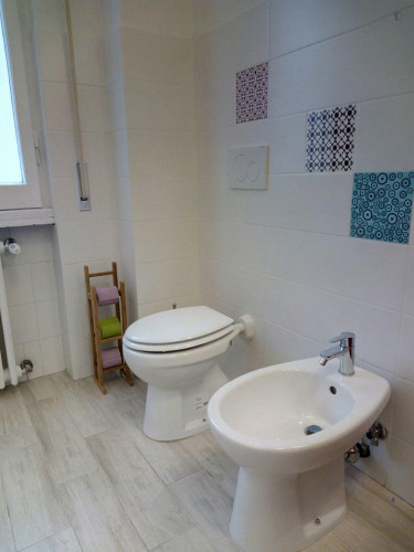 Spacious double bedroom in Novoli area - Gallery - 13
