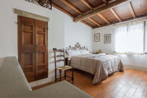 Wonderful 1-bedroom apartment close to Ponte Vecchio  - Gallery -  1