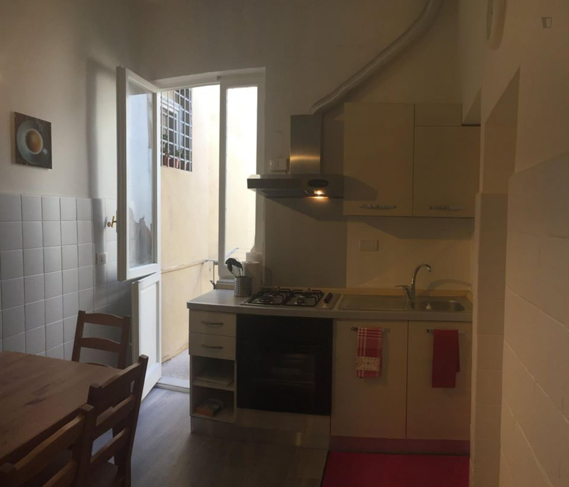 Fantastic ensuite bedroom near to University of Florence