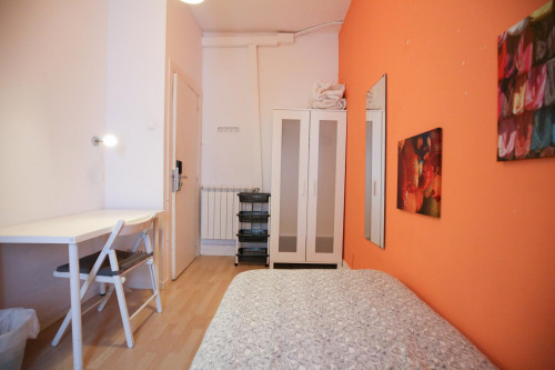 Lovely and bright single bedroom with balcony in city center (Entrecampos) - Gallery - 32