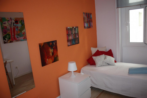 Lovely and bright single bedroom with balcony in city center (Entrecampos) - Gallery - 36