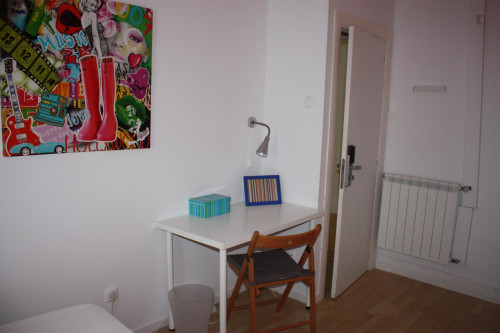 Lovely and bright single bedroom with balcony in city center (Entrecampos) - Gallery - 25